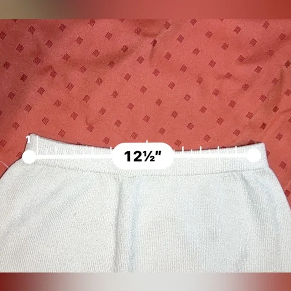 St. John Marie Gray knit skirt NWT - Picture 3 of 6